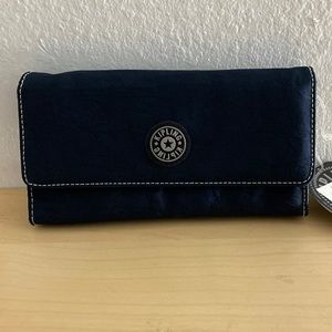 KIPLING envelope style accordion wallet, True Blue color